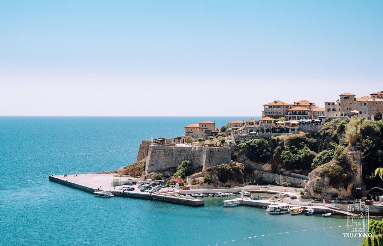 Bor - The Entire Home With Sea View Ulcinj Ngoại thất bức ảnh