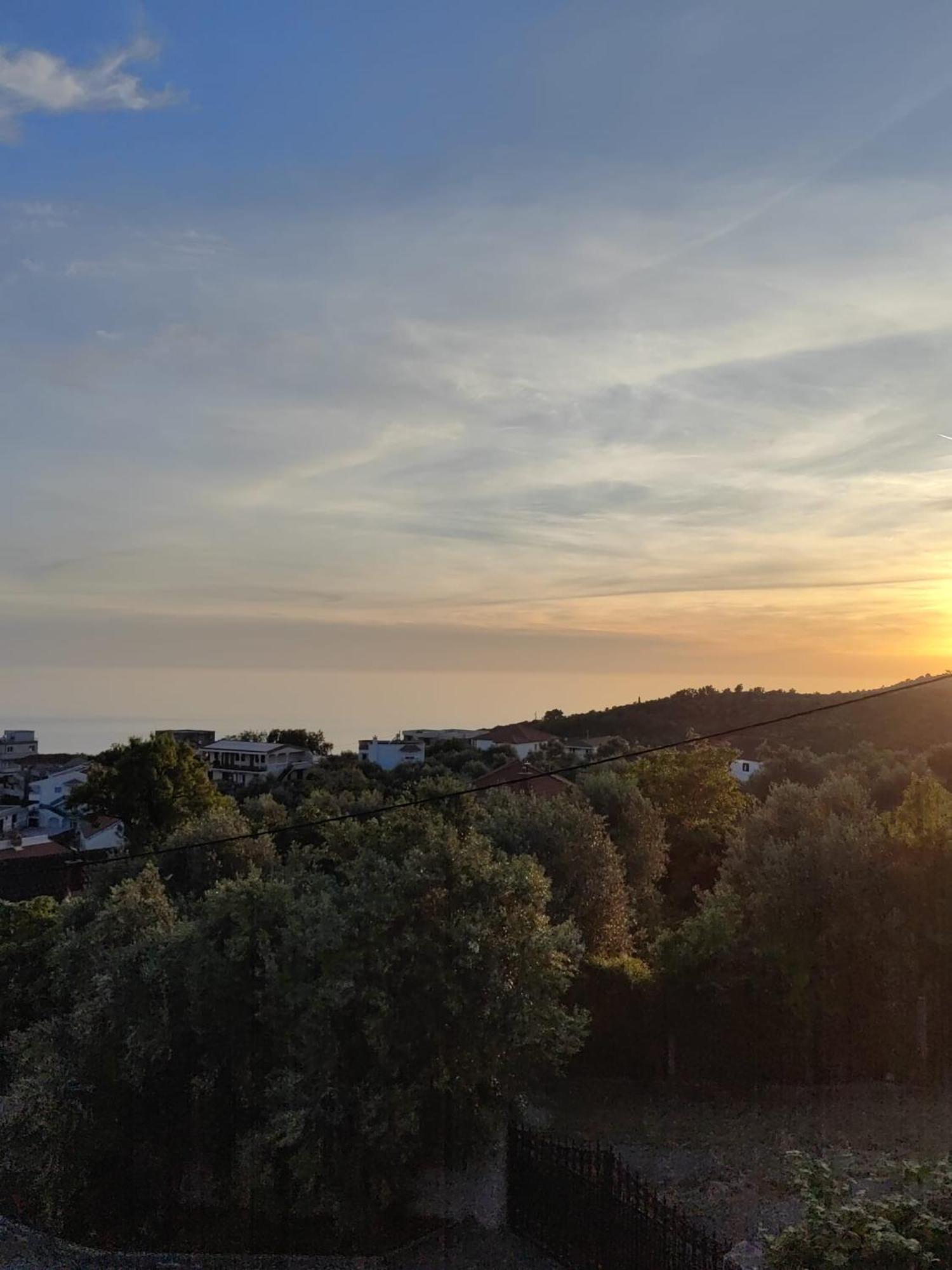 Bor - The Entire Home With Sea View Ulcinj Ngoại thất bức ảnh